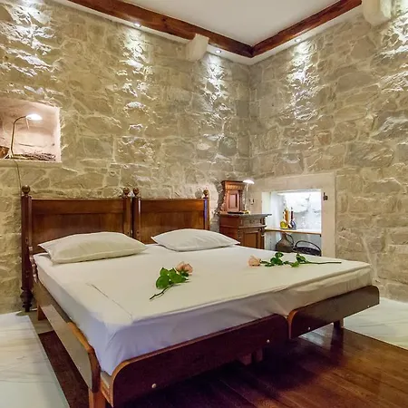 Studios Balic Lux Apartment *