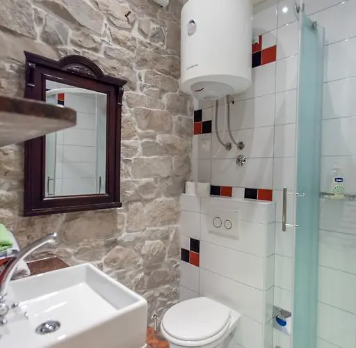 Balic Lux سبليت